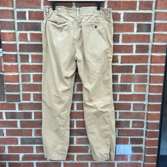 American Eagle Pants Mens Sz 34 Tan Relaxed Straight Fit Lightly Distressed - Picture 2 of 12